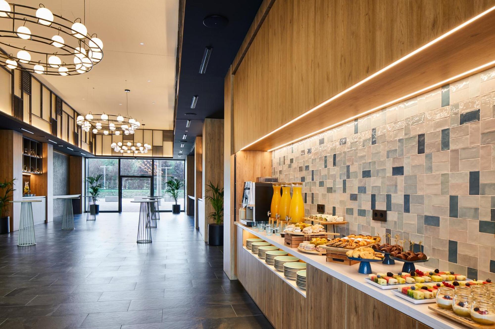 Four Points By Sheraton Barcelona Airport Viladecans Exterior foto